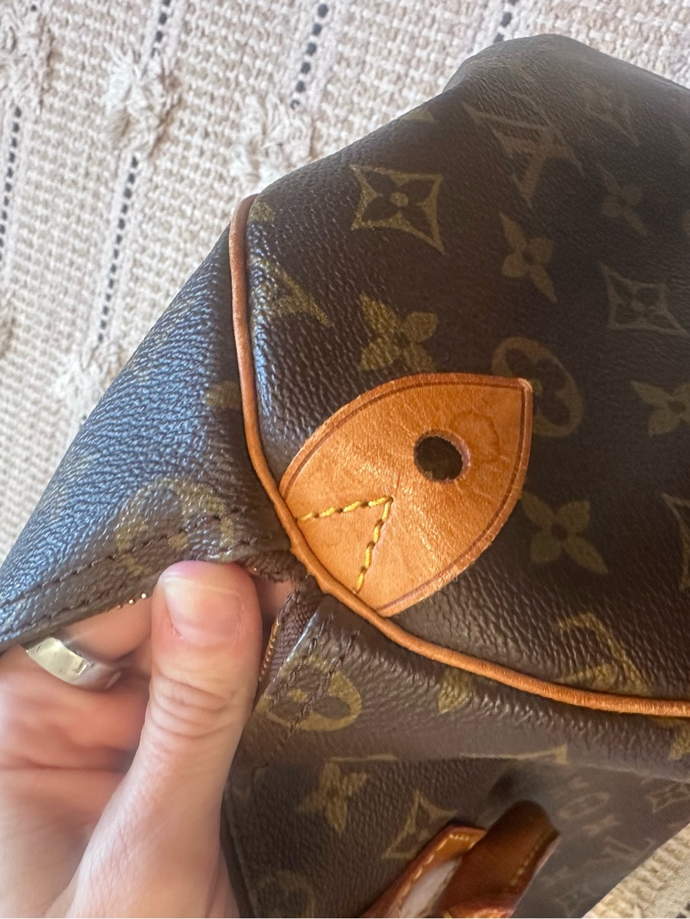 Louis Vuitton Monogram Speedy 35 - Picture 6 of 13